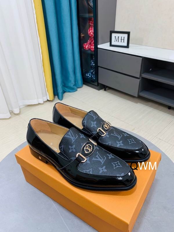 Louis Vuitton leather shoes men-LV2812S